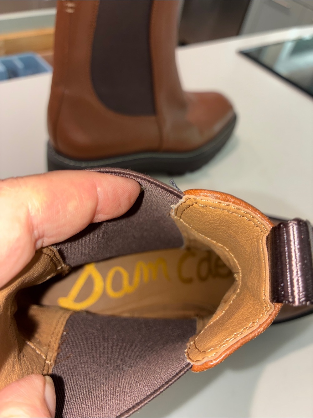 SAM EDELMAN NWOT Women’s Stylish Pull On Carmel Brown Chelsea Lug Boots Size 8. - Picture 7 of 12
